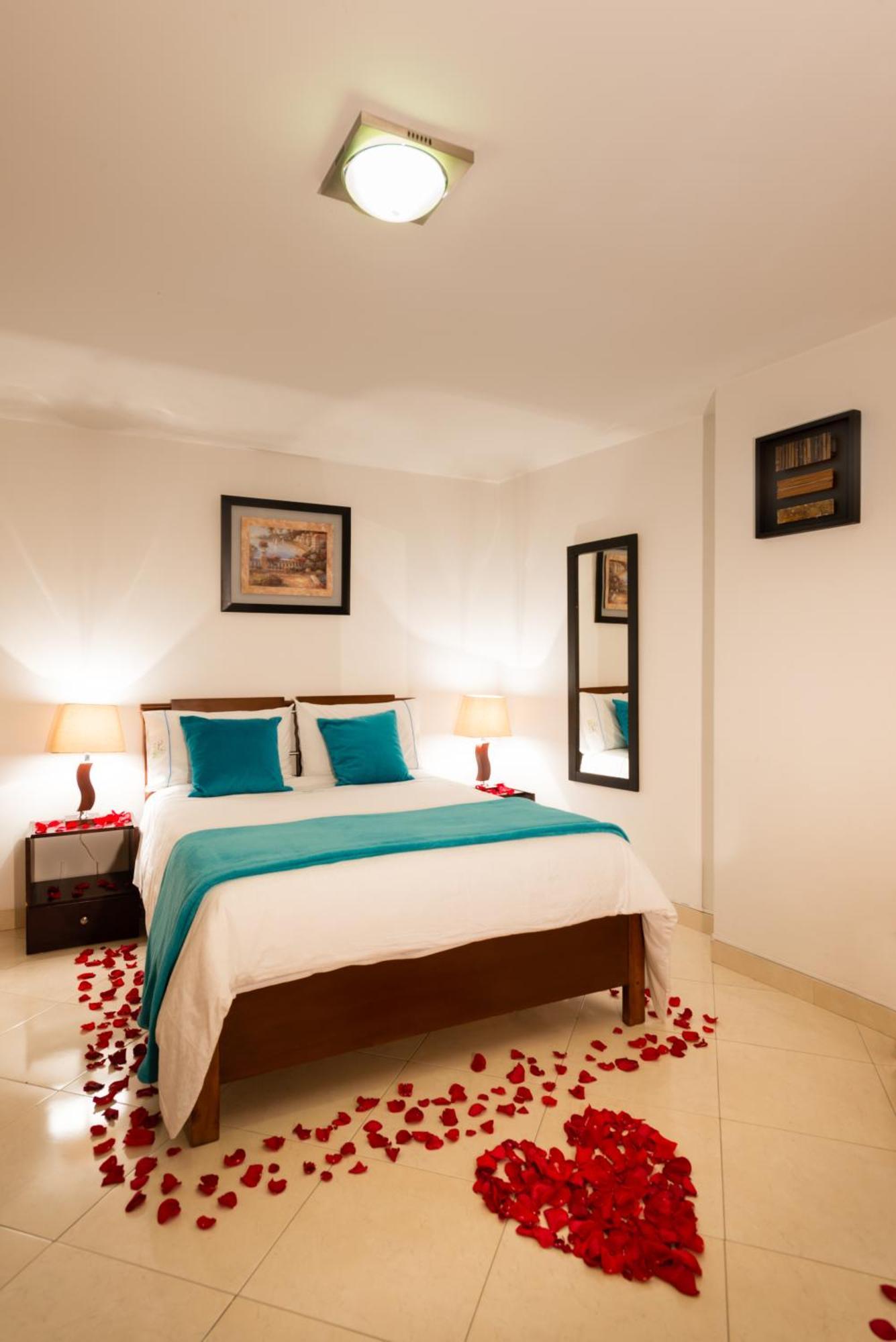 Hotel Puerto Bahia ซานกิล ภายนอก รูปภาพ