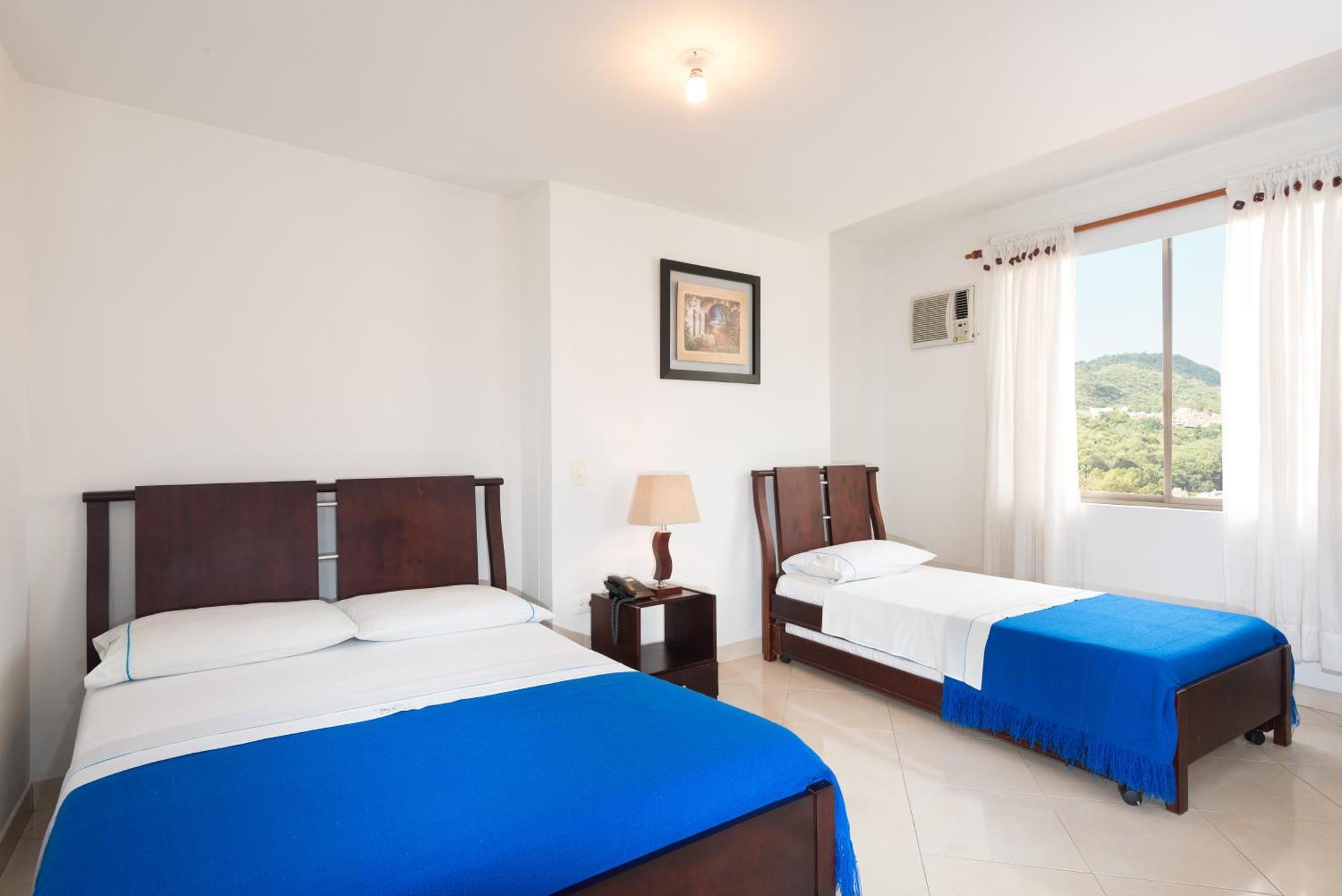 Hotel Puerto Bahia ซานกิล ภายนอก รูปภาพ