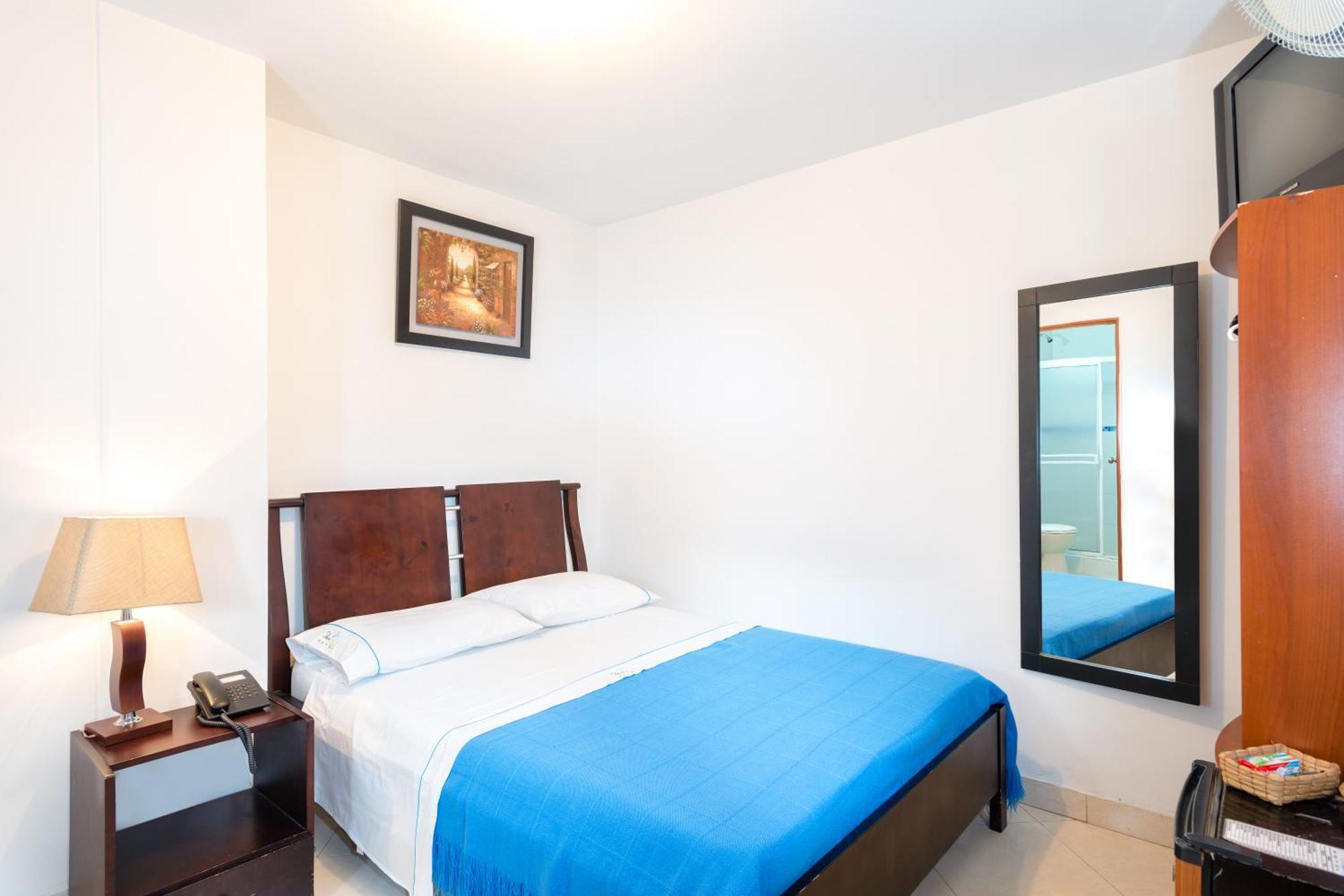 Hotel Puerto Bahia ซานกิล ภายนอก รูปภาพ