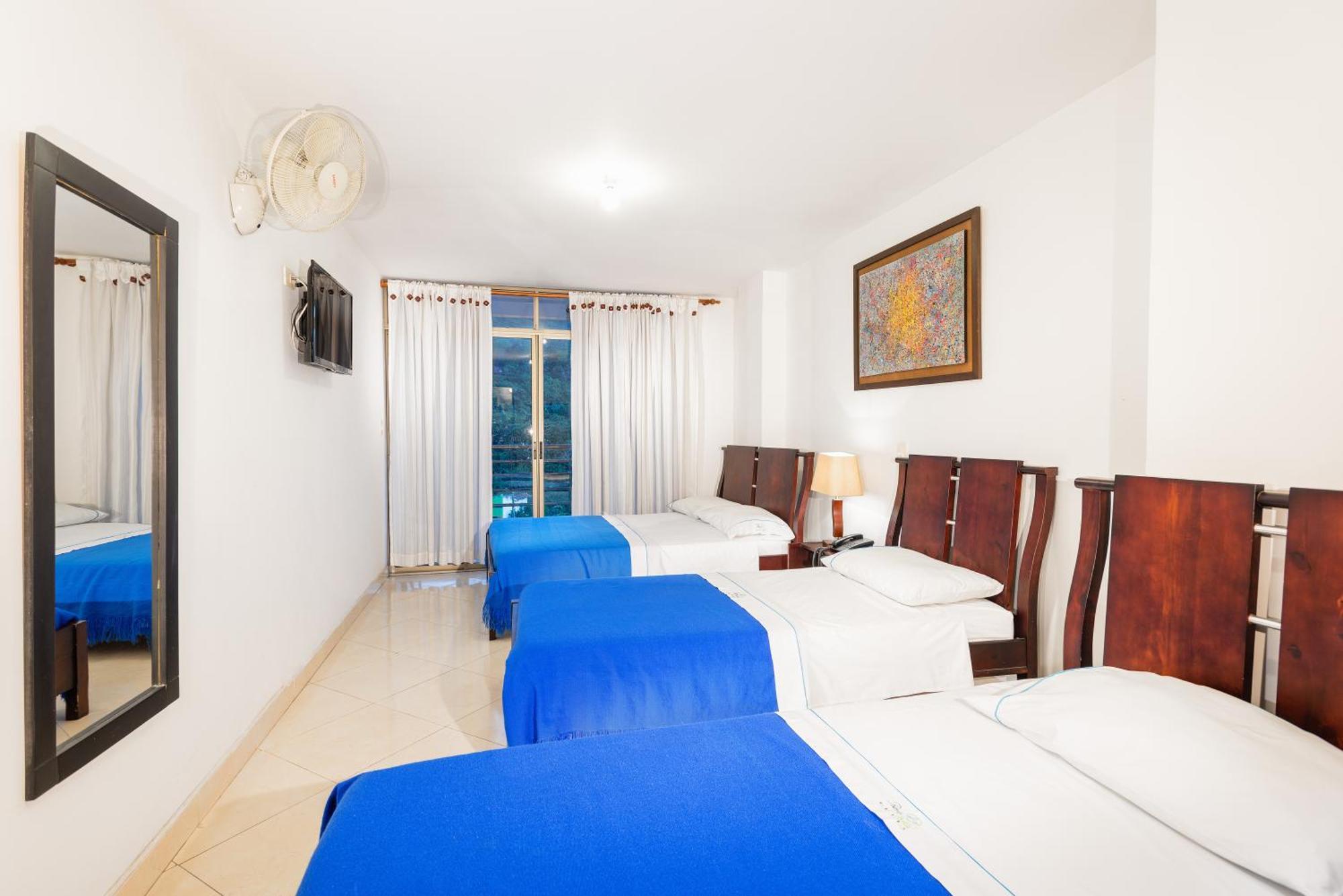 Hotel Puerto Bahia ซานกิล ภายนอก รูปภาพ
