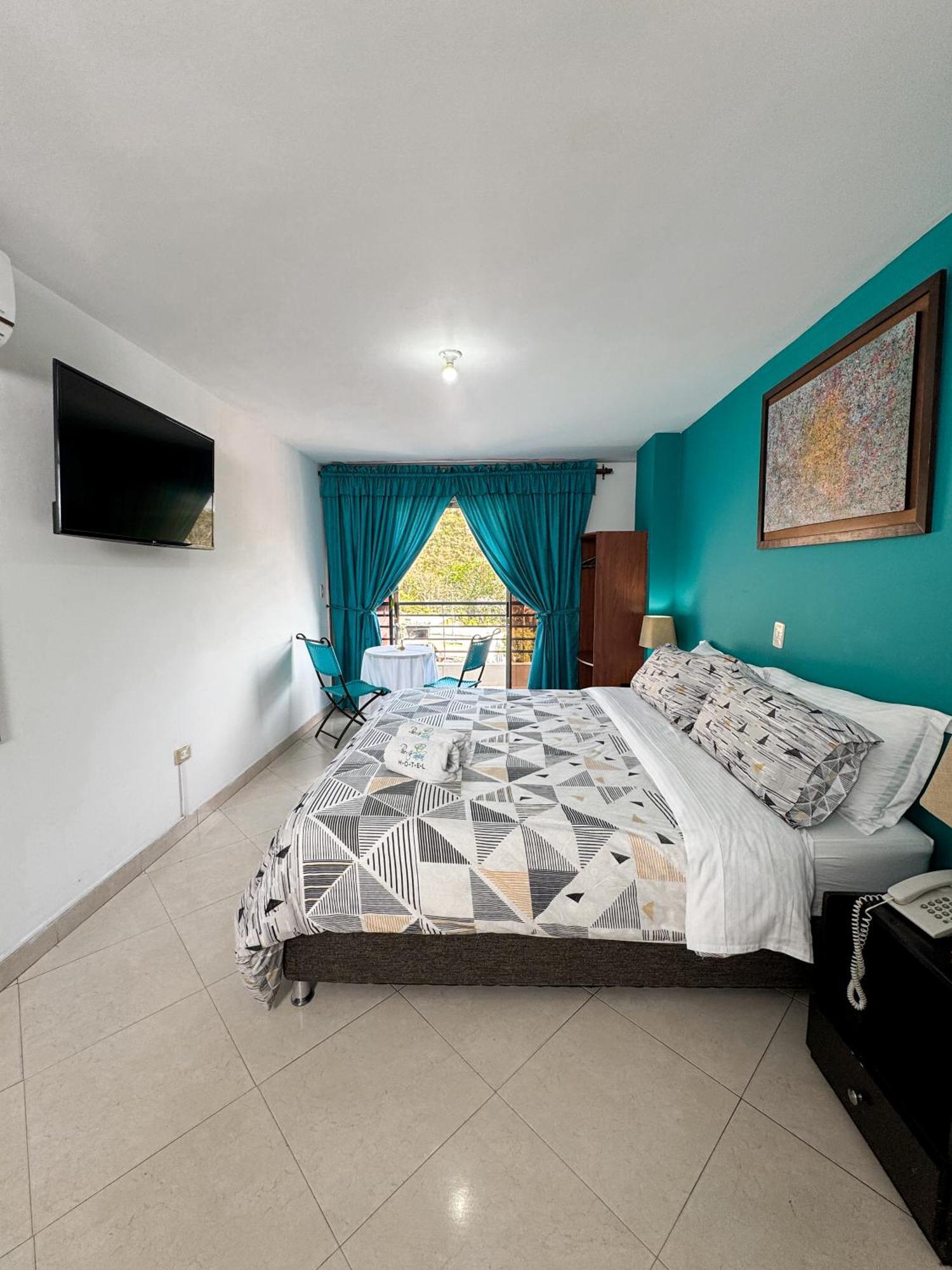 Hotel Puerto Bahia ซานกิล ภายนอก รูปภาพ
